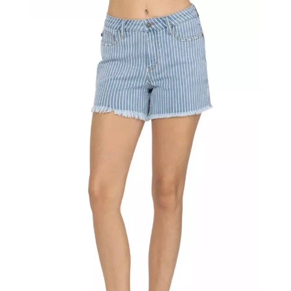 Judy Blue Kya White Striped Denim Stretch Shorts Size Medium - Picture 3 of 10
